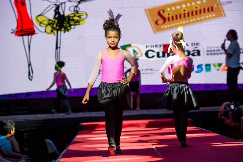 Prefeitura de Cuiabá  Simininas fazem bonito na passarela da 10ª Edição do  Moda Kids