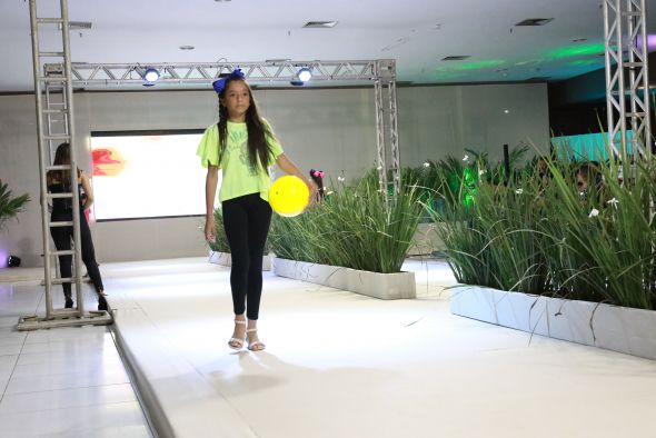 Prefeitura de Cuiabá  Simininas fazem bonito na passarela da 10ª Edição do  Moda Kids