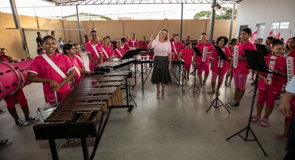 Prefeitura de Cuiabá  Fanfarra do programa Siminina participa do