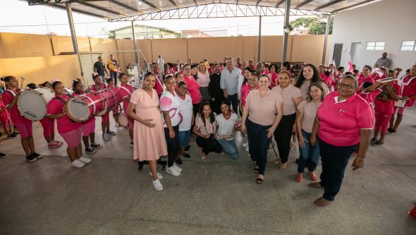 Prefeitura de Cuiabá  Fanfarra do programa Siminina participa do